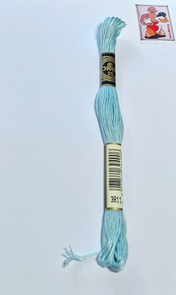 DMC mouline, blauw 3811, 68314 ILLZACH, Ophalen of Verzenden, Borduurgaren of Zijde, DMC