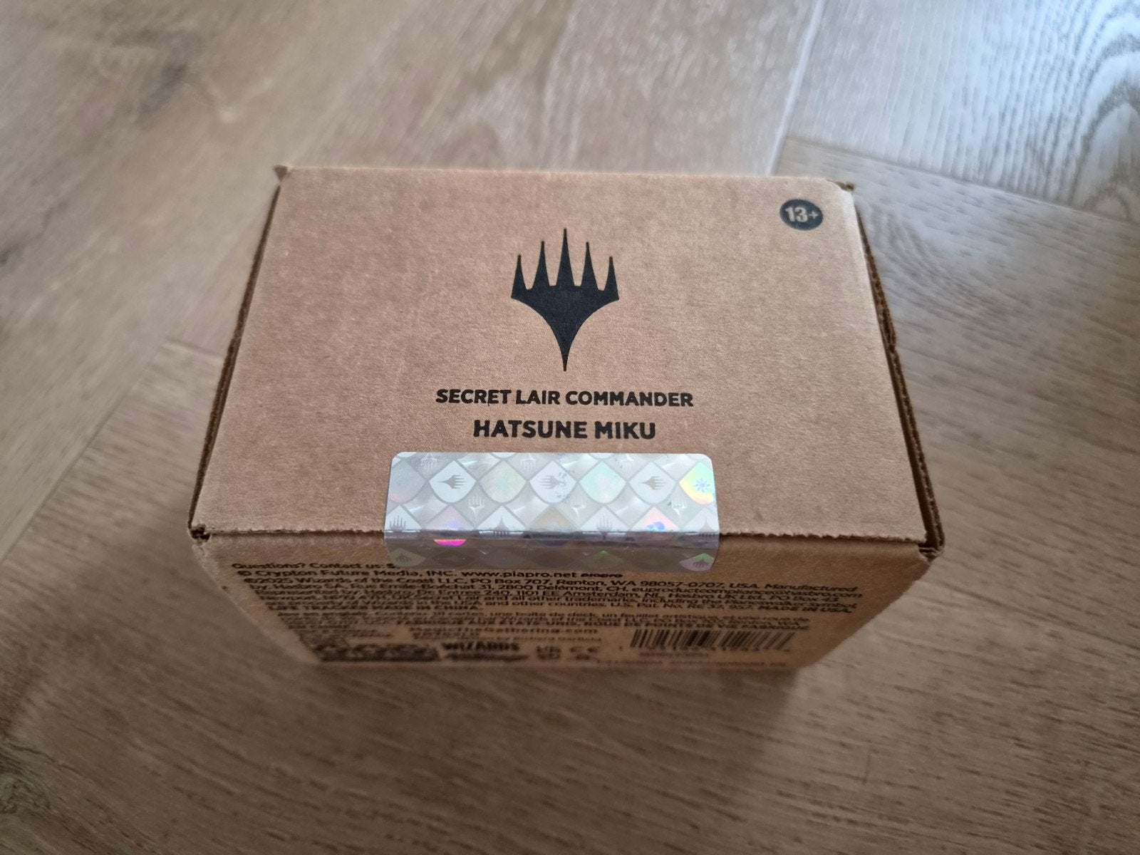 Magic The Gathering Secret Lair Commander Hatsune Miku, Ophalen of Verzenden, Nieuw, Speeldeck