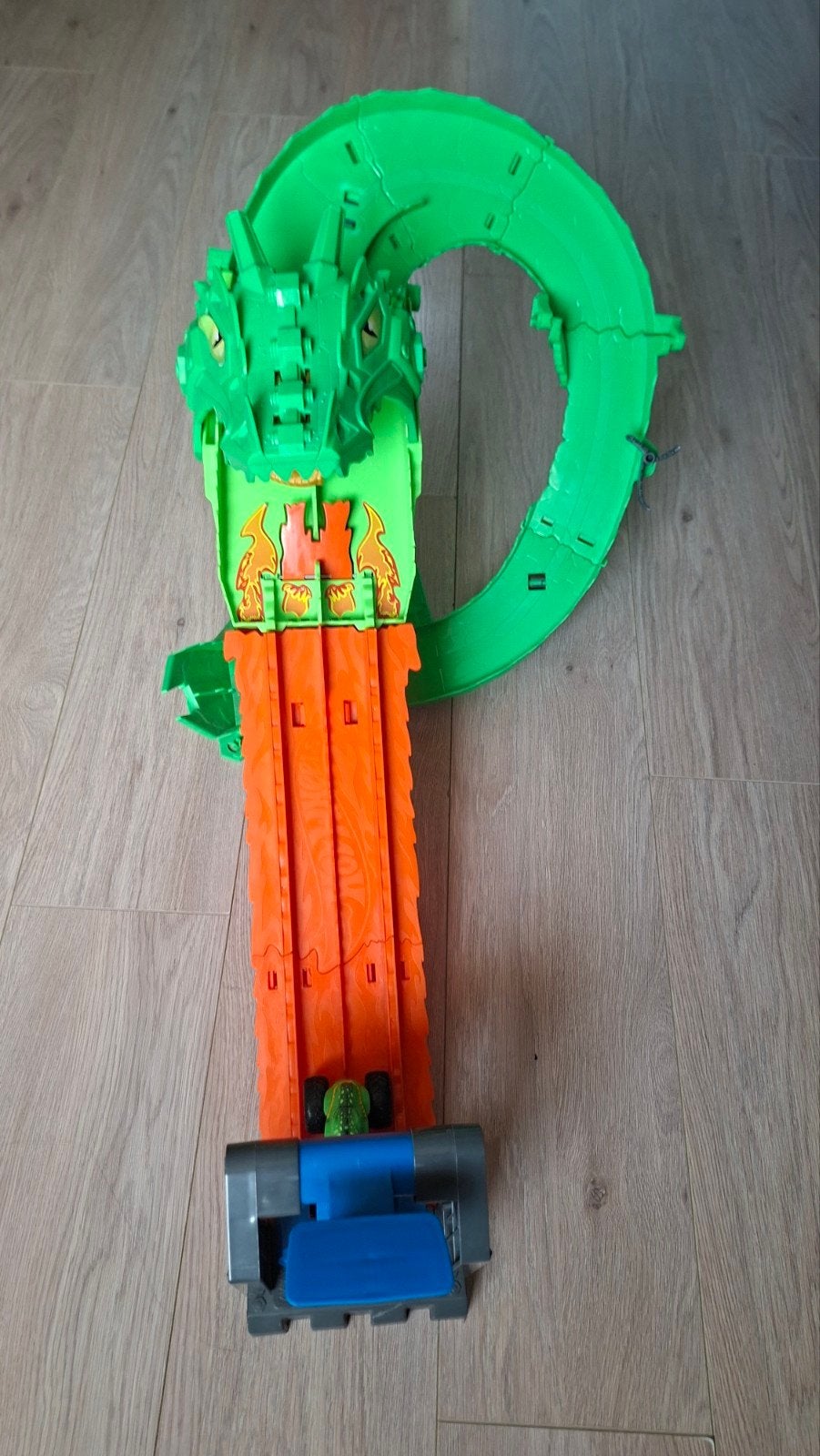 Hot Wheels Draken Racebaan - Spannend Avontuur!, Ophalen, Racebaan, Zelf te bouwen, Zo goed als nieuw