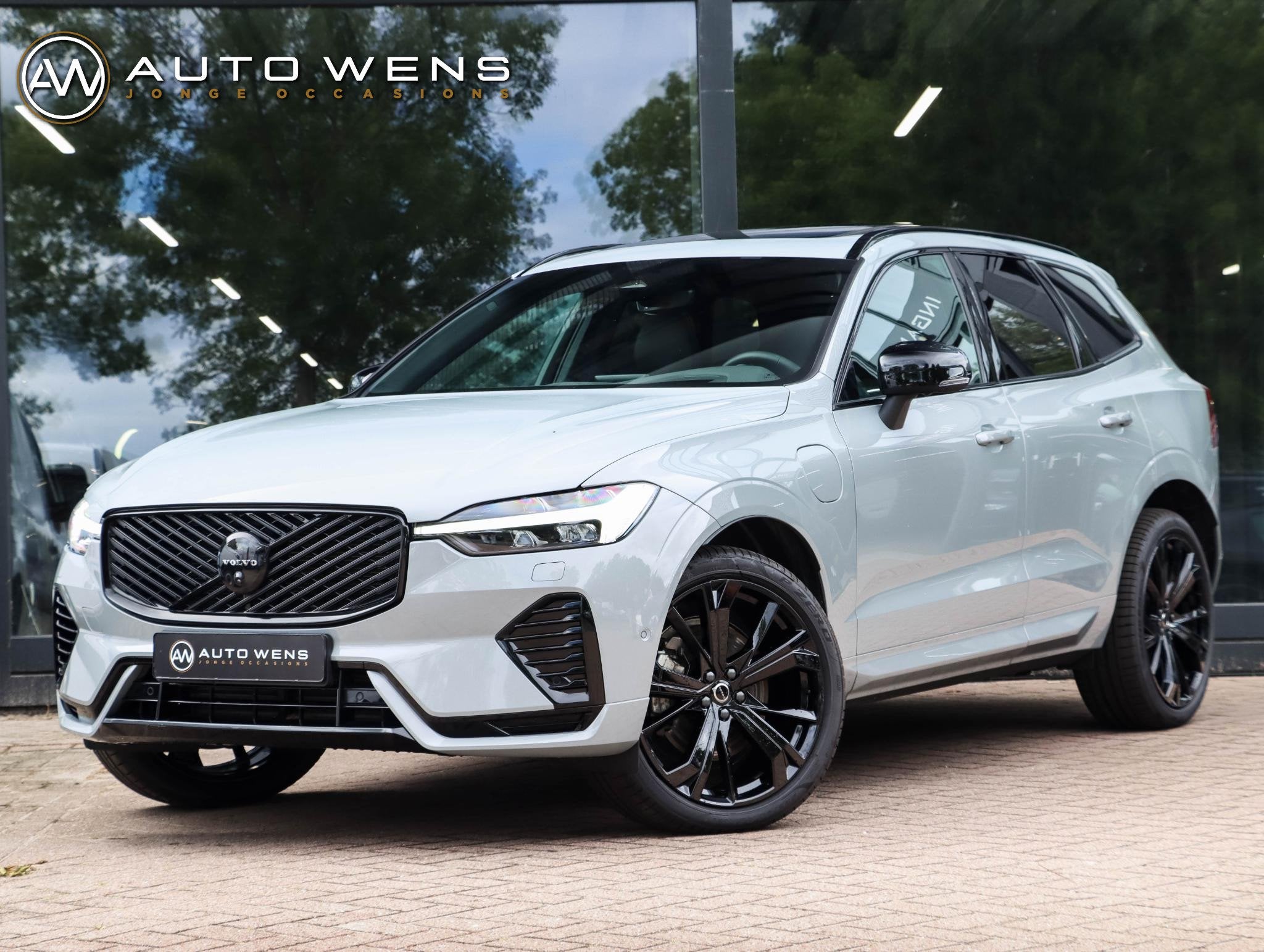 Volvo XC60 T6 Plus Black Edition 360 HeadUp Elek.Trekhaak Pa, Automaat, Gebruikt, Euro 6, 4 cilinders