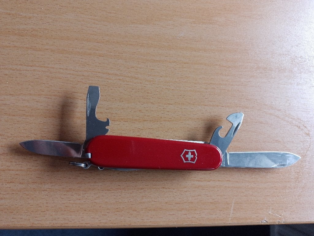 Victorinox Camper Zwitsers zakmes Bijna nieuw, Ophalen, Zo goed als nieuw
