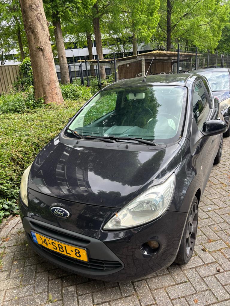 Ford Ka 1.2 69pk 2011 Zwart, Voorwielaandrijving, 1242 cc, 4 cilinders, 4 stoelen