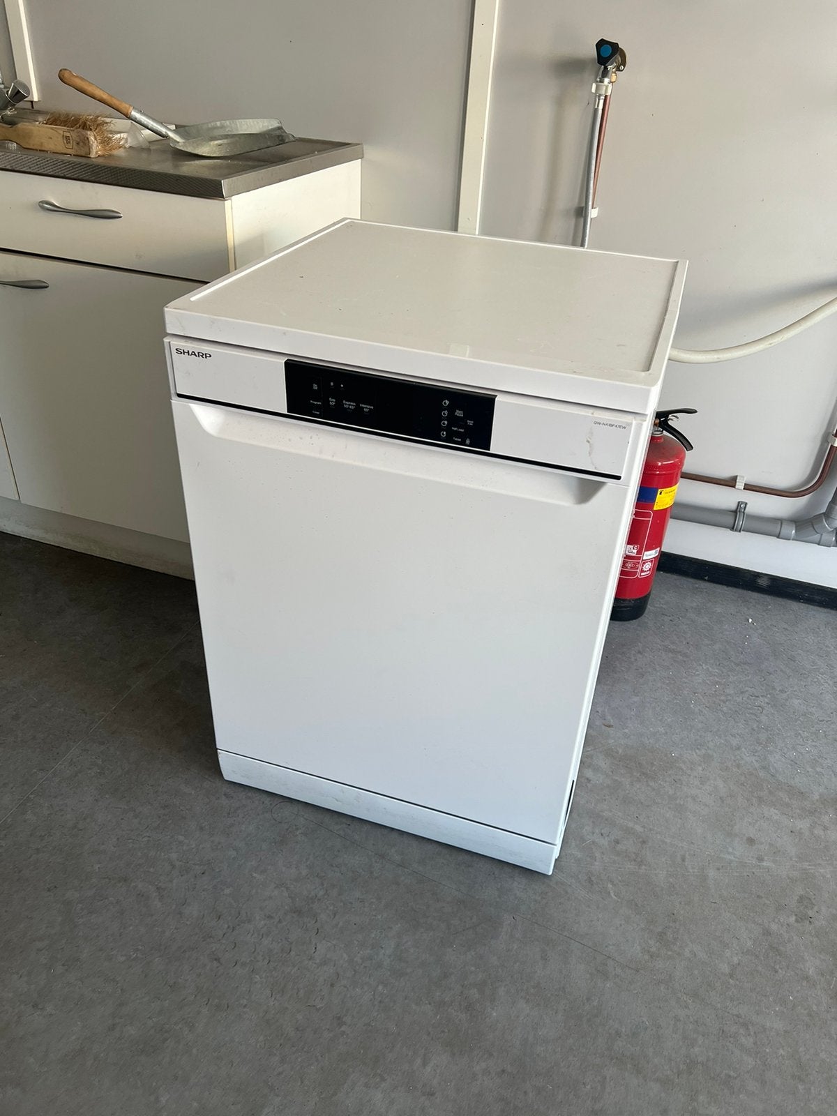 Vaatwasser sharp zgan, Witgoed en Apparatuur, Vaatwasmachines, Ophalen, Zo goed als nieuw, Minder dan 85 cm