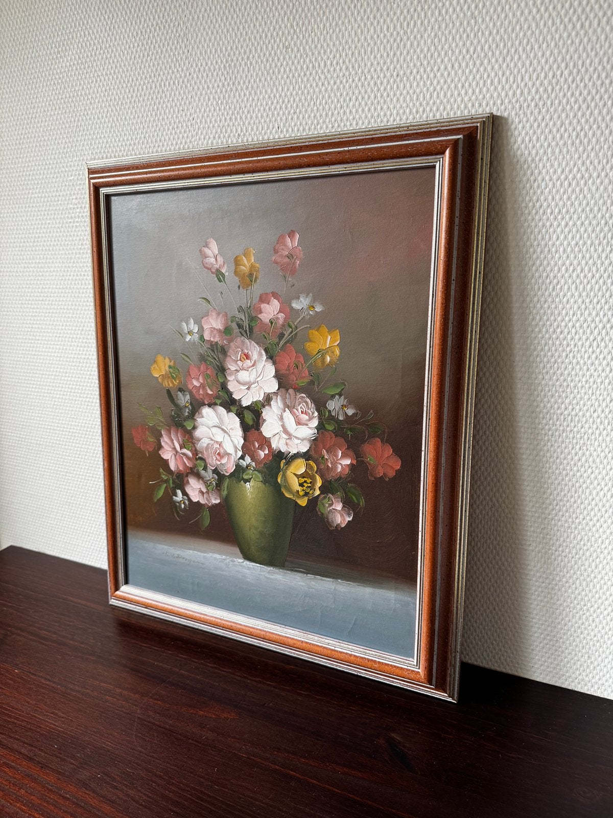 Vintage Schilderij H. van Dongen, Bloemen in Vaas Stilleven, 50 – 75, Minder dan 50 cm, Oorspronkelijke maker, Ophalen of Verzenden