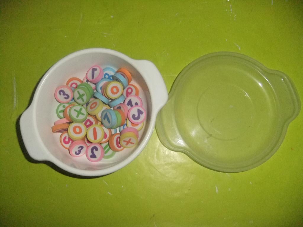 GUMMEN SET €0,95 OPBRENGST VOEDSELBANK!, Ophalen, Gebruikt