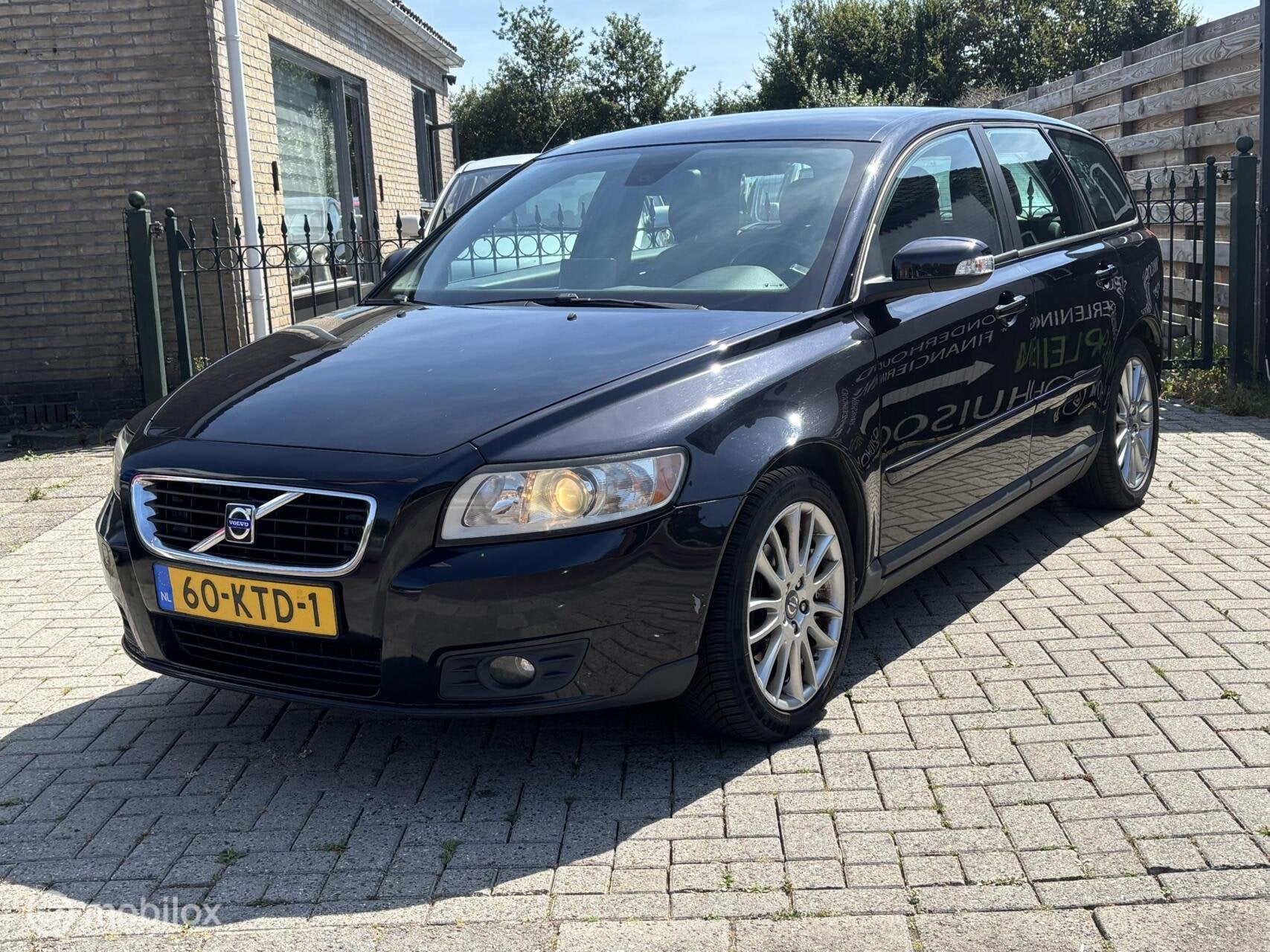 Volvo V50 1.8 Sport | TREKHAAK | CRUISE | NIEUWE APK, 125 pk, Gebruikt, 4 cilinders, Zwart