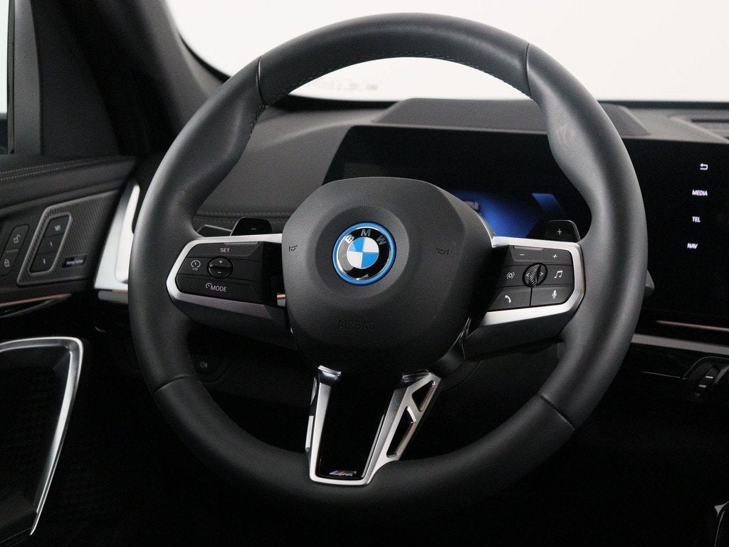 BMW X1 xDrive30e M Sport Pro SoH 100% | Trekhaak | Panoramad, Auto's, BMW, Met garantie (alle), Overige brandstoffen, Zwart, Leder