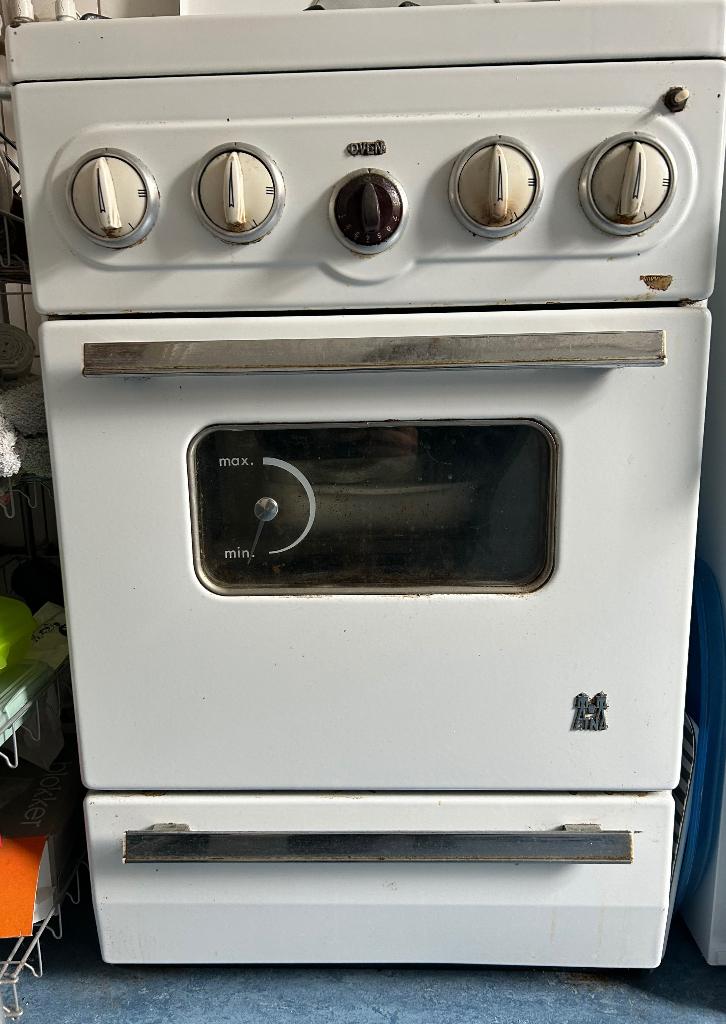 ETNA GASfornuis met oven (gratis), Witgoed en Apparatuur, Fornuizen, Ophalen, Gebruikt, Hete lucht, 4 kookzones