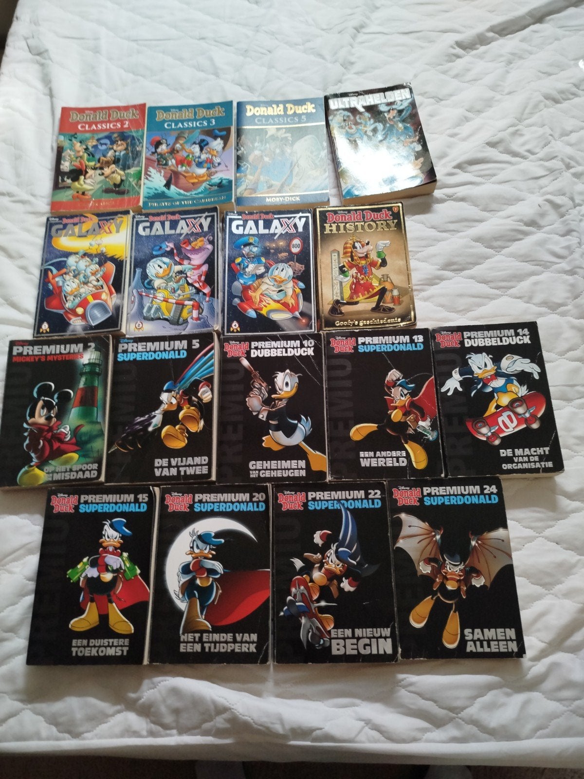 Donald Duck pockets HISTORY GALAXY CLASSICS PREMIUM, Meerdere stripboeken, Ophalen of Verzenden, Gelezen, Donald Duck
