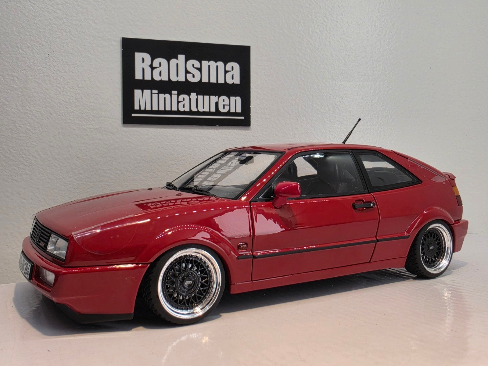 Vw Corrado G60 - Verlaagd/BBS RM - 1:18 Norev custom, Hobby en Vrije tijd, Auto, Norev, Ophalen of Verzenden, Zo goed als nieuw