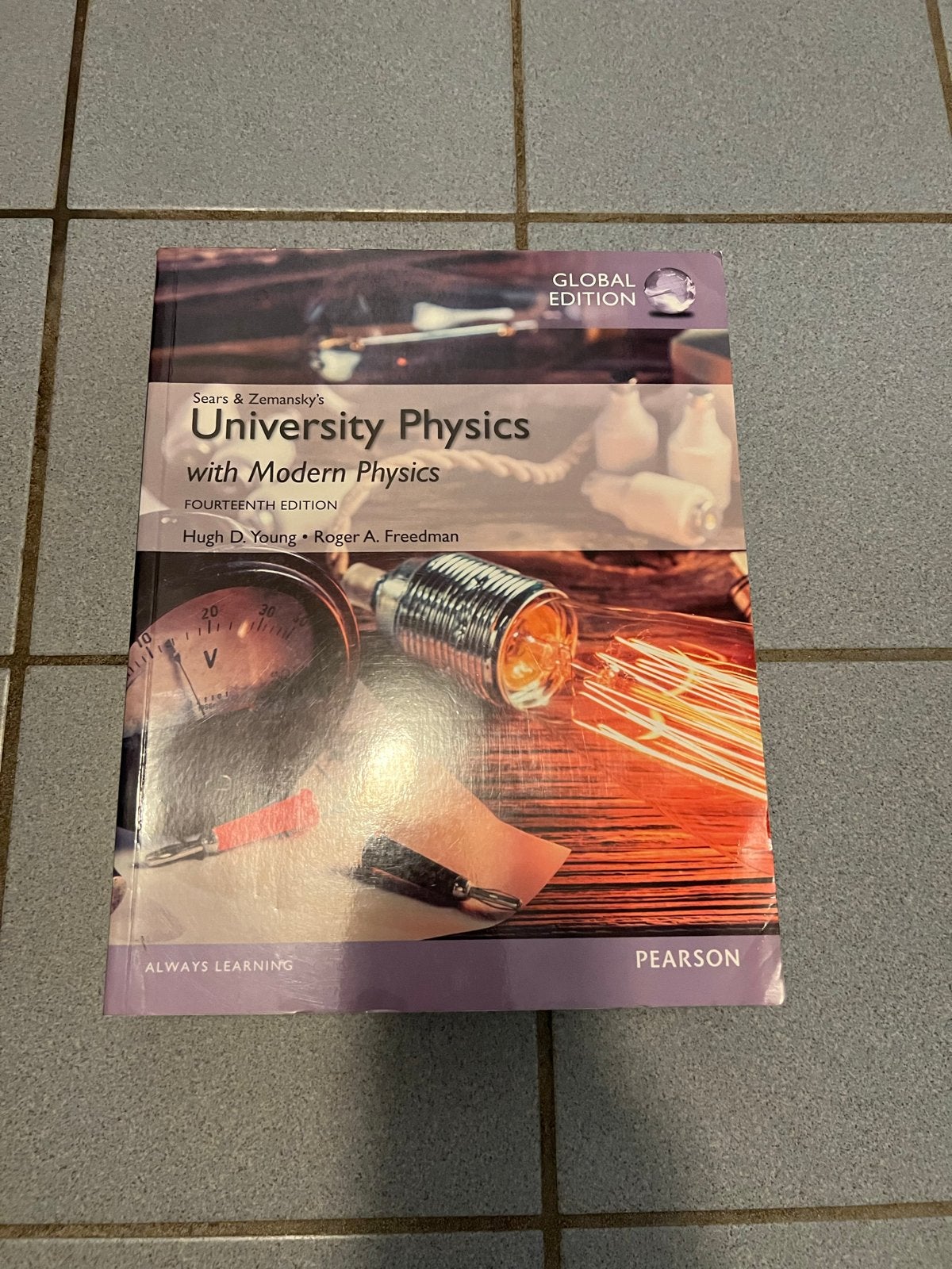University Physics 14e - Young & Freedman (Global Edition), Ophalen of Verzenden, Gelezen, Natuurwetenschap