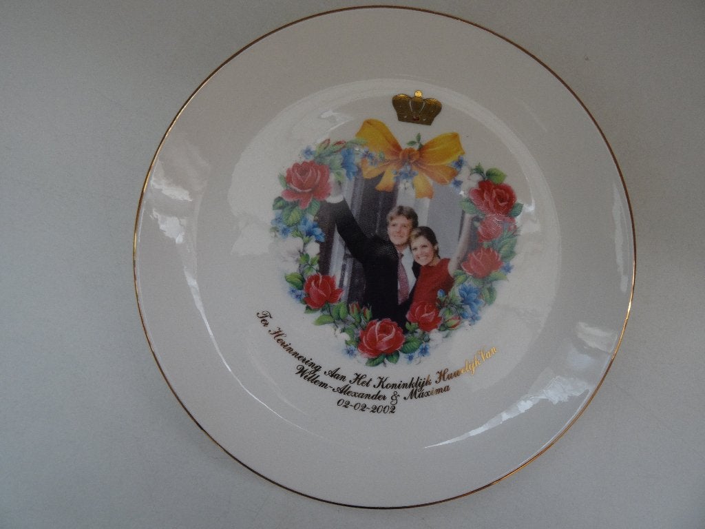 Herinneringsbord huwelijk Willem Alexander Máxima 2 2 2002., Verzamelen, Ophalen of Verzenden, Gebruikt, Nederland, Servies