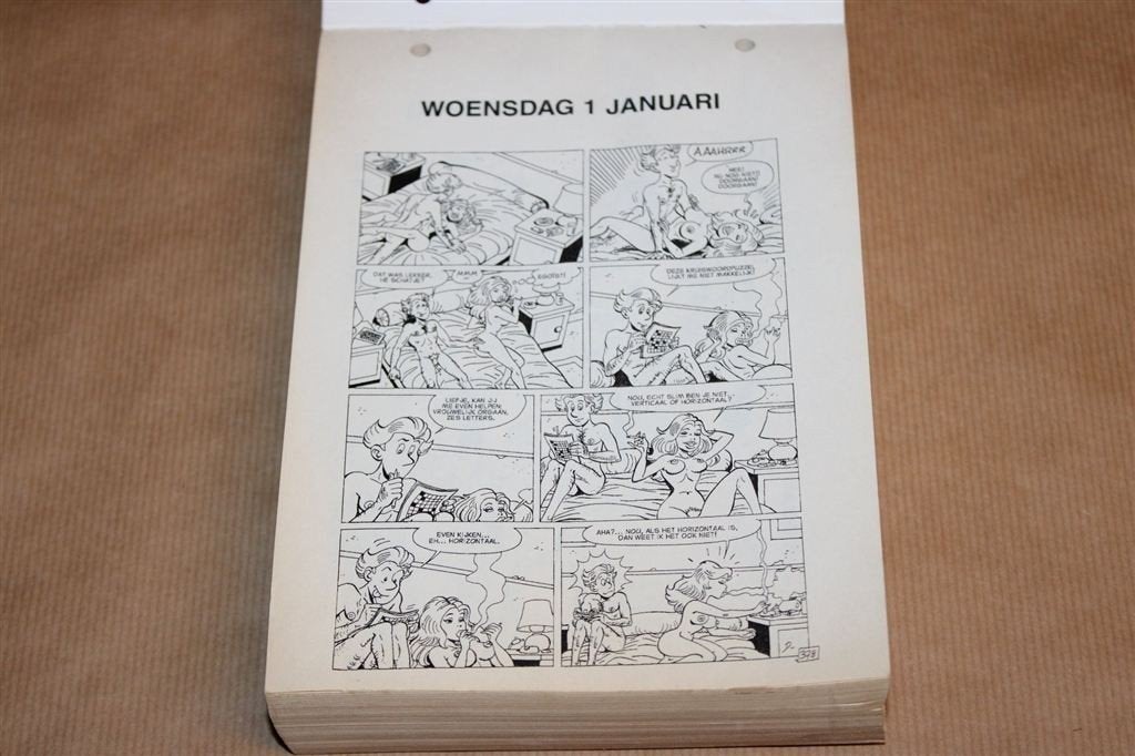 Rooie Oortjes Scheurkalender 2003 [Compleet], Boeken, Eén stripboek, Ophalen of Verzenden, Gelezen