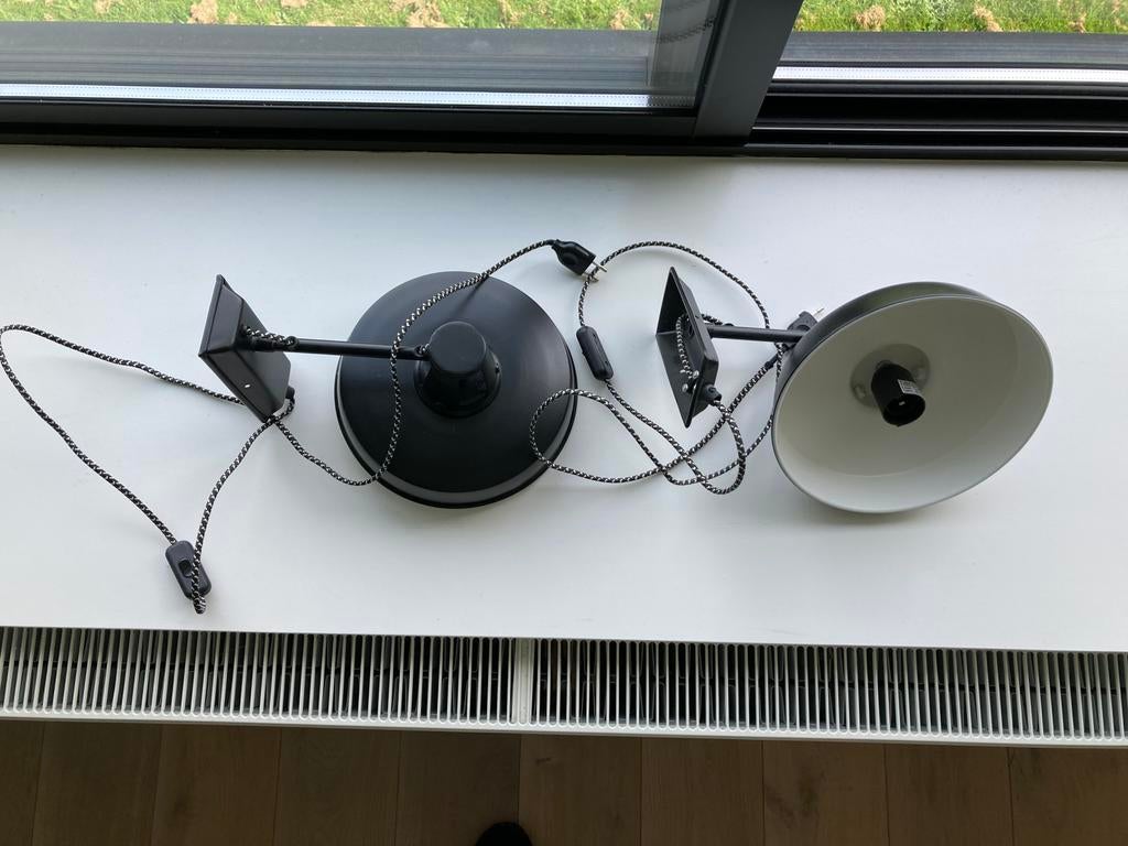2x Leen Bakker wandlamp zwart, Ophalen, Zo goed als nieuw