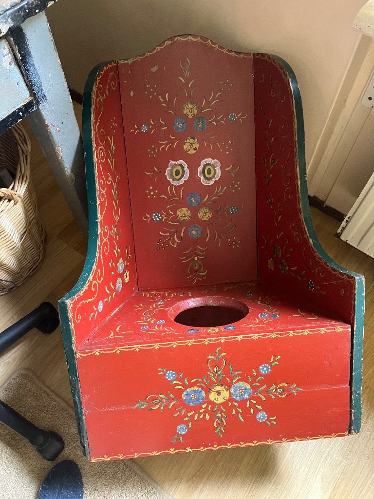 Hindeloopen Oude po stoel, Ophalen