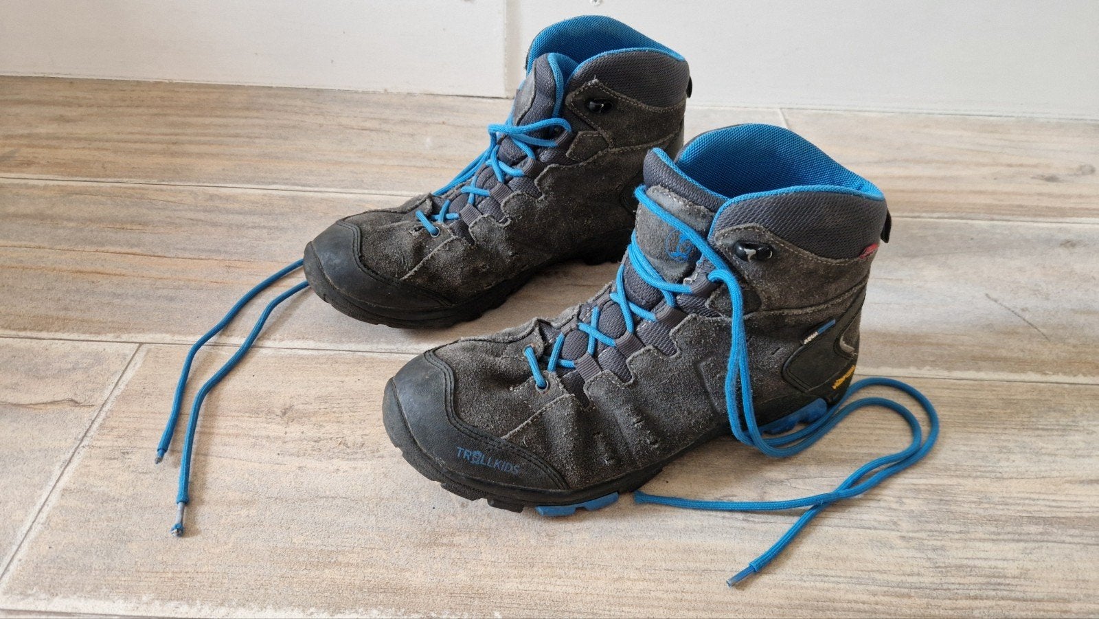 Quecha kinder wandelschoenen maat 39. Vibram zolen., Ophalen of Verzenden, Gebruikt, Schoenen
