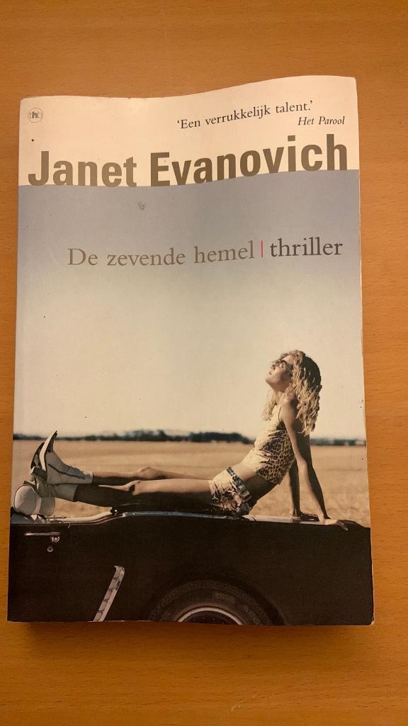 Janet Evanovich - De zevende hemel, Boeken, Thrillers, Ophalen of Verzenden, Gelezen