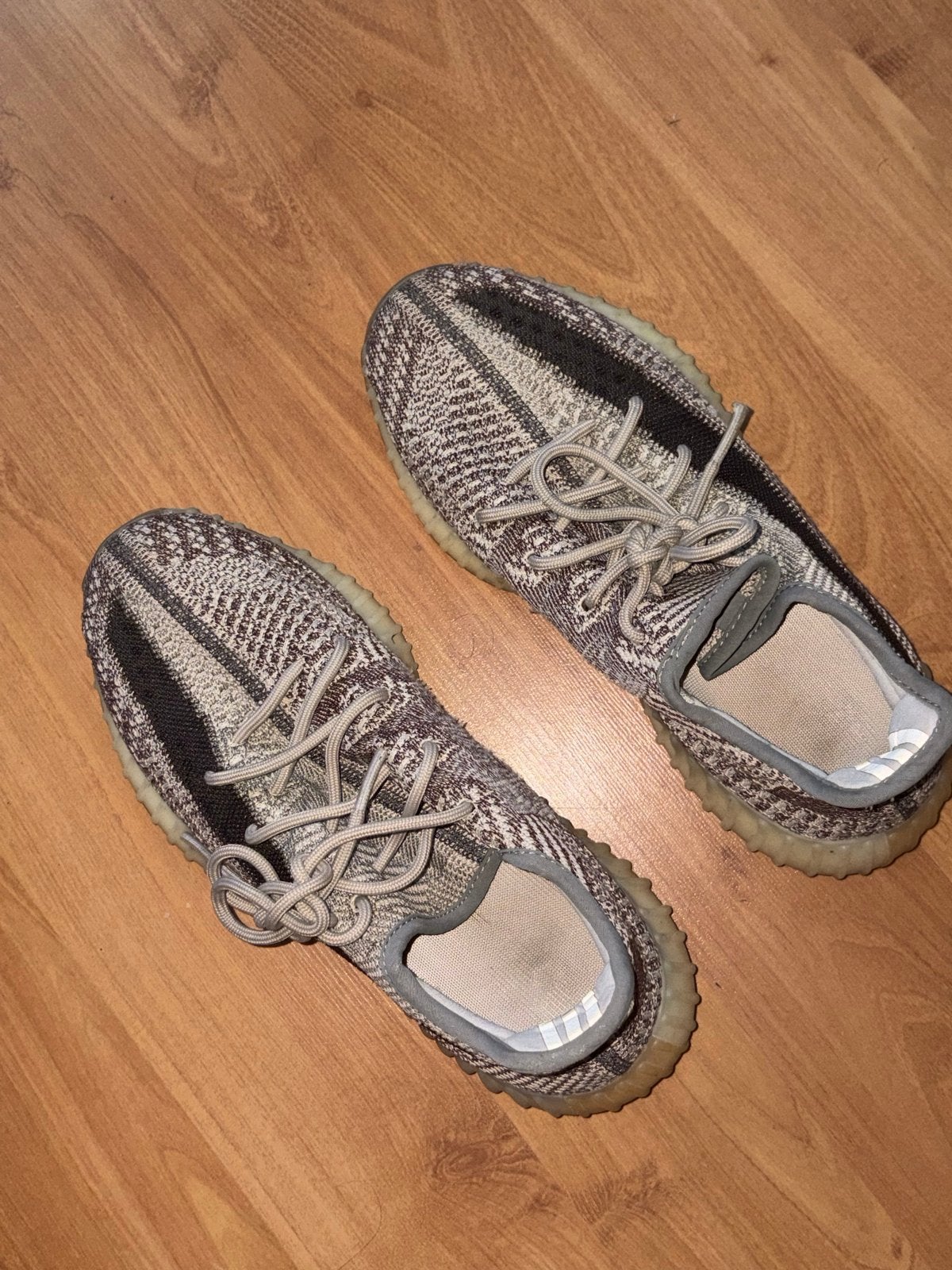 Yeezys - Gedragen, zonder doos, Ophalen of Verzenden, Gedragen, Overige kleuren, Sneakers of Gympen