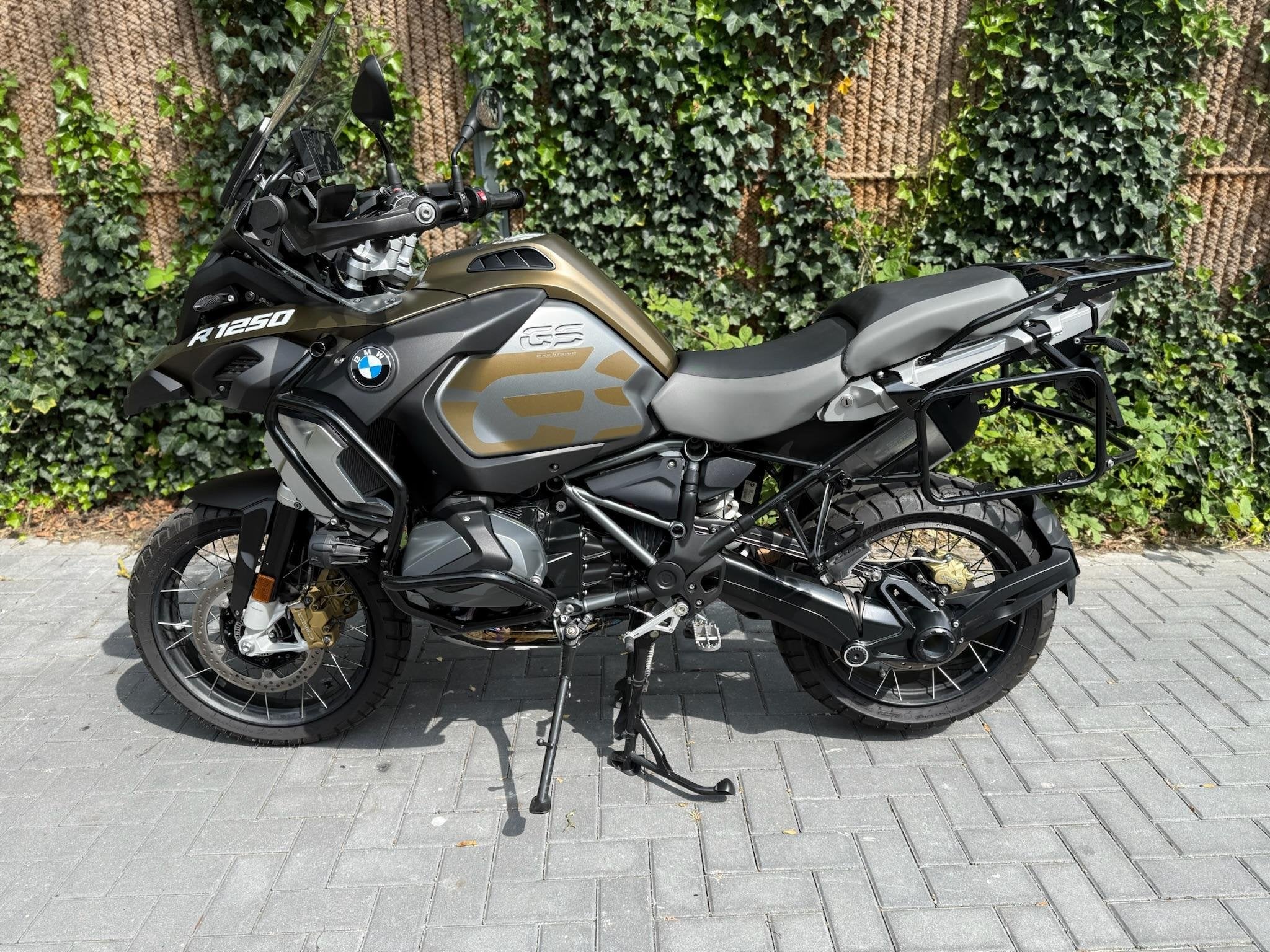 BMW R 1250 GS Adventure Kalamata Werkelijk in Nieuwstaat | Z, 1254 cc, Meer dan 35 kW, Toermotor, Handvatverwarming