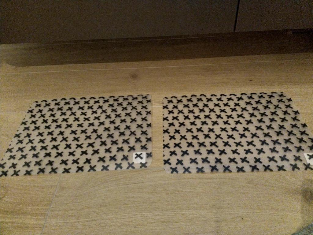 2x placemat met kruisjes, Ophalen of Verzenden, Zo goed als nieuw, Overige kleuren, Placemat