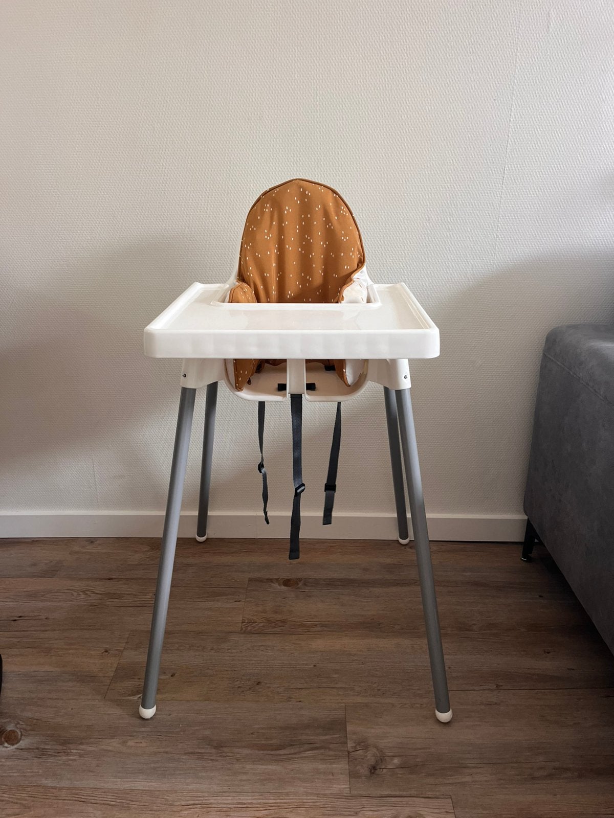 Ikea tafelstoel / kinderstoel met stoelverkleiner, Kinderen en Baby's, Kinderstoelen, Ophalen, Zo goed als nieuw, Overige typen