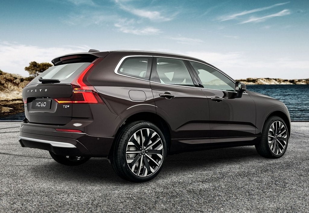 Volvo XC60 T8 AWD GT Ultra Executive Edition | Luchtvering, 4 cilinders, 1969 cc, SUV of Terreinwagen, 2150 kg