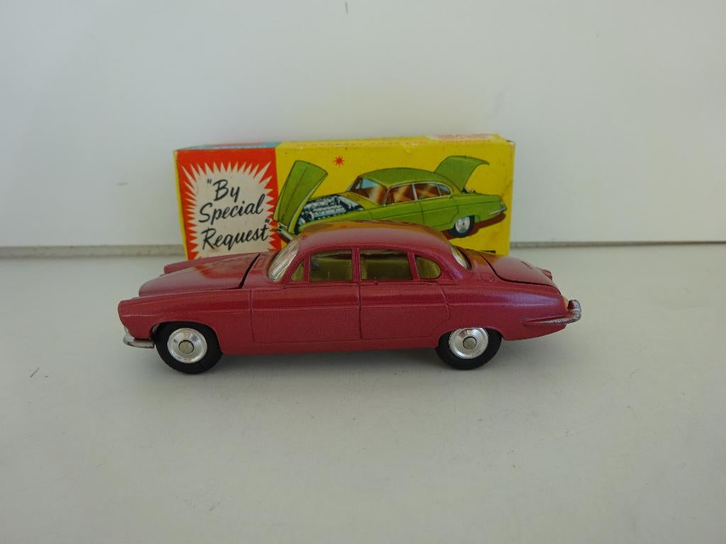 Corgi Toys 238 - Jaguar Mark X - Met doosje, Ophalen of Verzenden, Gebruikt, Auto, Corgi