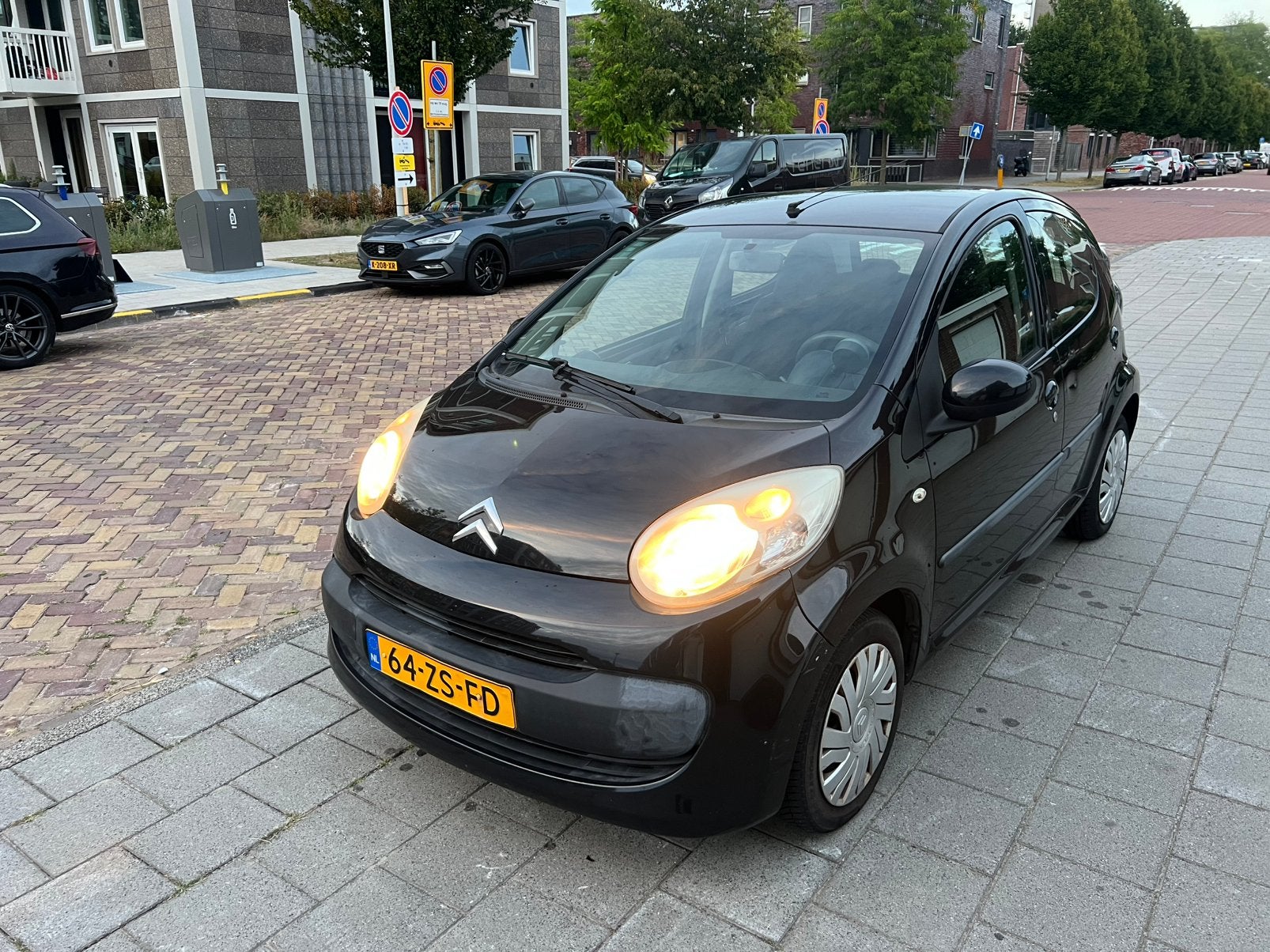 Citroën C1 1.0 5-DRS 2008 Zwart, Auto's, Citroën, Voorwielaandrijving, 4 stoelen, C1, Origineel Nederlands