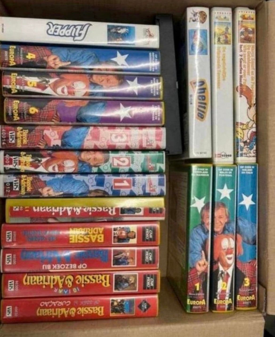 Bassie&adriaan / smurfen / flipper en abeltje, Ophalen, Zo goed als nieuw