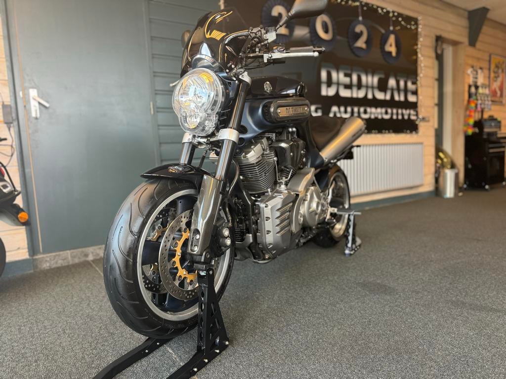 Yamaha MT-01 - Krachtige Naked Bike met Uniek Design, 2 cilinders, 1670 cc, Motorrijbewijs A, Meer dan 35 kW