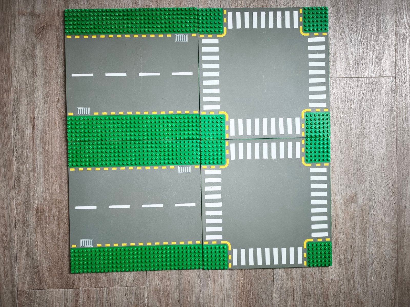 4 Lego wegplaten wegenplaten groen, Kinderen en Baby's, Speelgoed | Duplo en Lego, Lego, Ophalen of Verzenden, Grondplaat, City