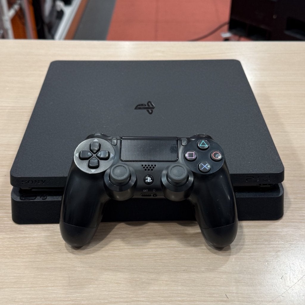 Sony Playstation 4 Slim 1TB Met controller en kabels, Spelcomputers en Games, Spelcomputers | Sony PlayStation 4, Sony, Gebruikt