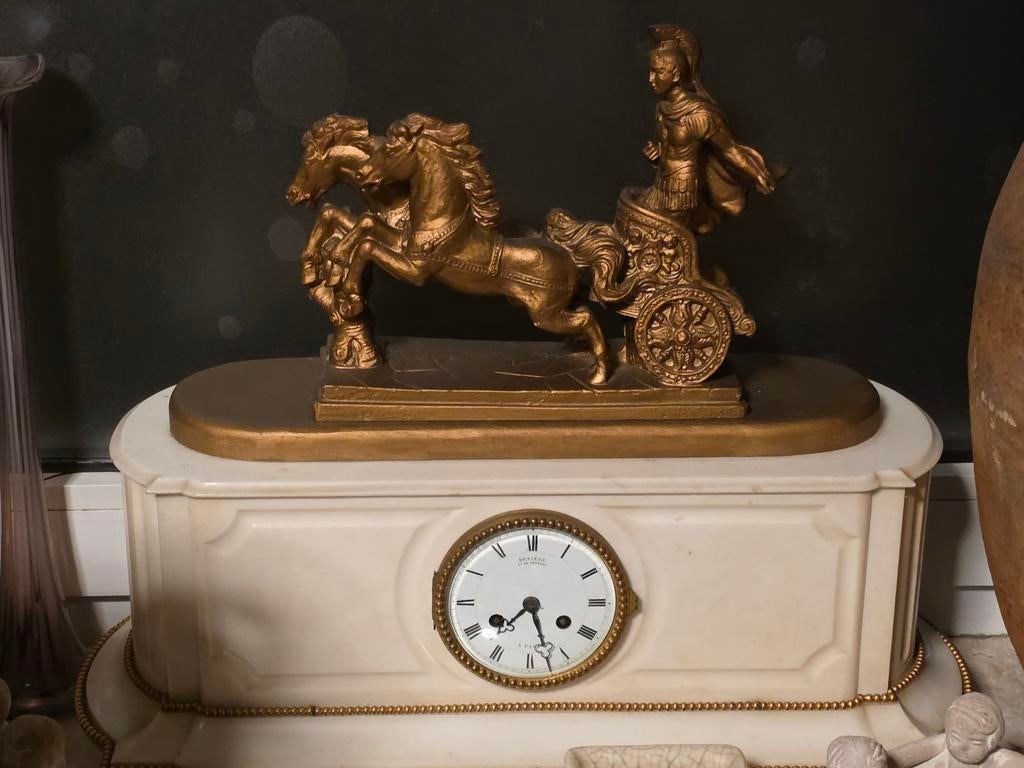 Grote marmer onyx klok grieks Romeinse strijdkar, Ophalen of Verzenden