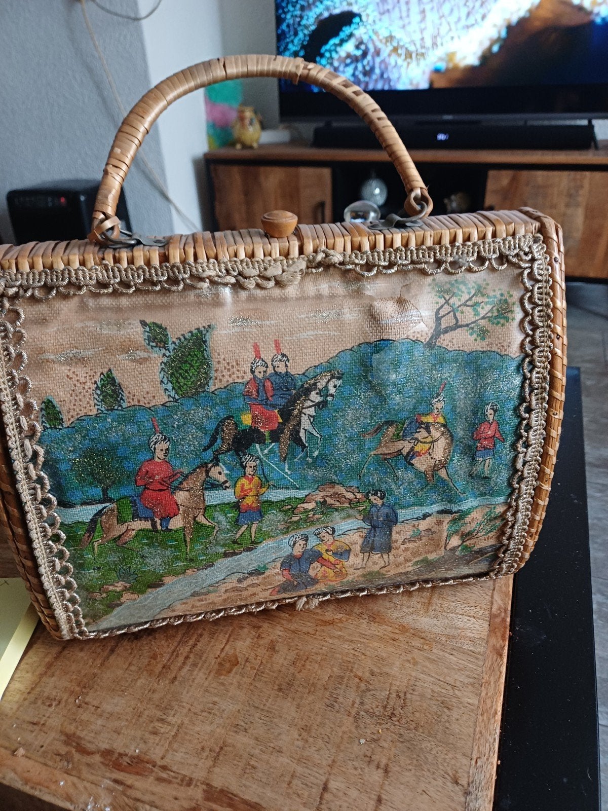 antiek  bijzonder  rotan tasje met paardrijscenen handgemaak, Ophalen of Verzenden