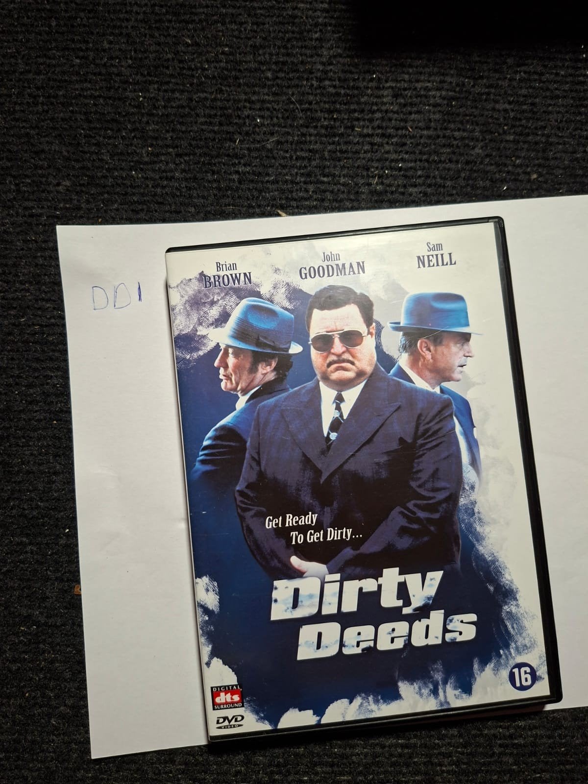 Dirty Deeds DVD - Actie/Misdaadfilm met John Goodman, Vanaf 16 jaar, Ophalen of Verzenden, Gebruikt, Inclusief doosje