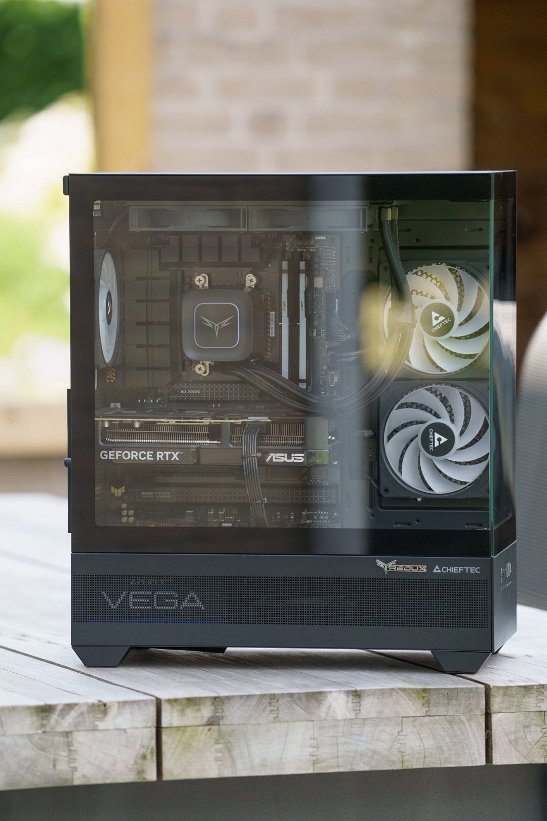 RTX 5070 Gaming PC | Ryzen 5 9600X | 32GB DDR5 | ASUS TUF, Computers en Software, Desktop Pc's, Ophalen of Verzenden, Zo goed als nieuw