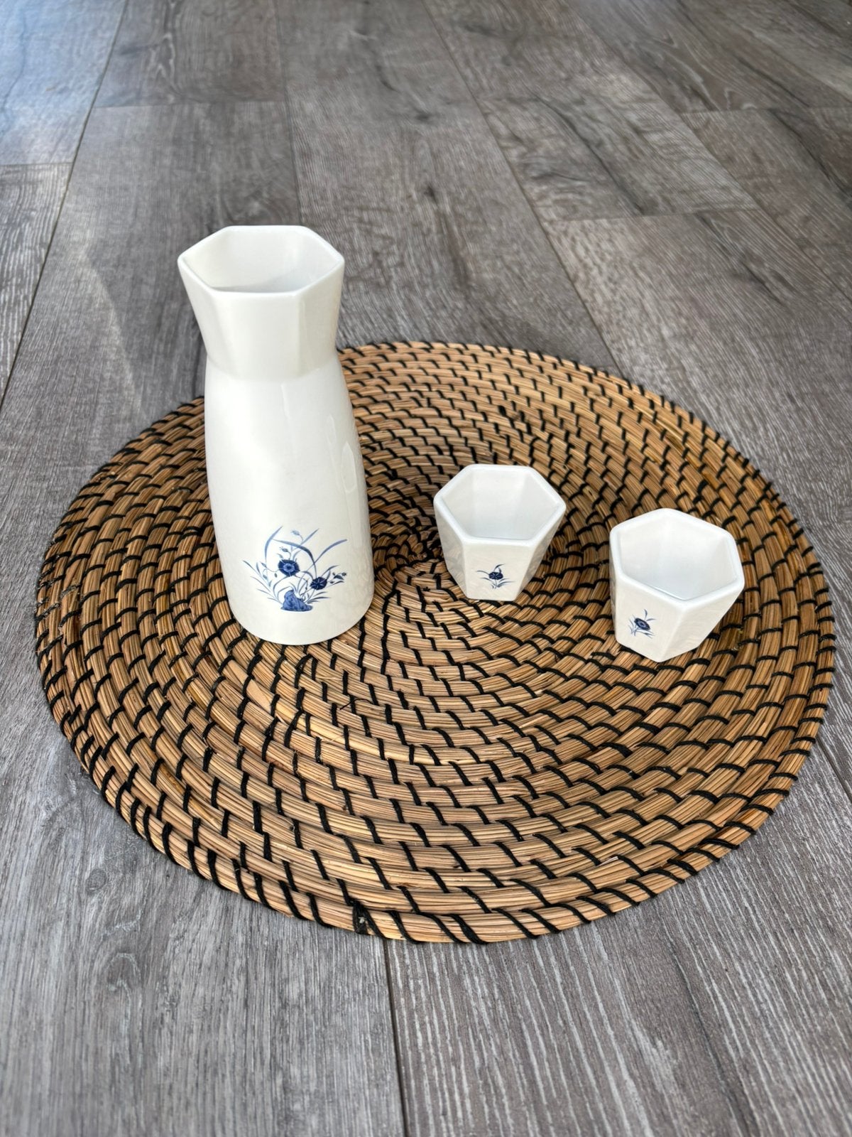 Vintage sake set, Huis en Inrichting, Aziatisch, Overige merken, Keramiek, Overige typen