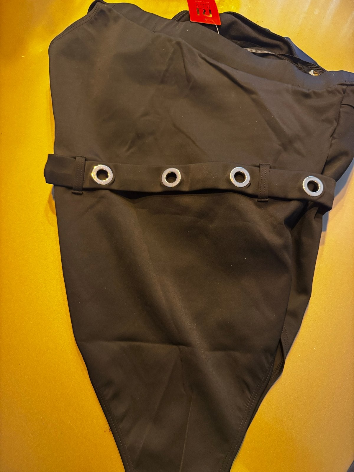 Nieuw zwart badpak met gouden gesp - River Island, Ophalen of Verzenden, Nieuw, Zwart, Badpak