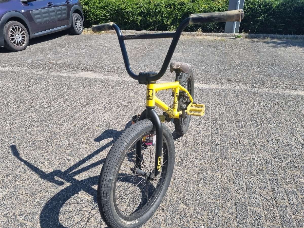 BMX Fiets - Geel - Zo goed als nieuw, Ophalen, Staal, 20 tot 24 inch, Zo goed als nieuw