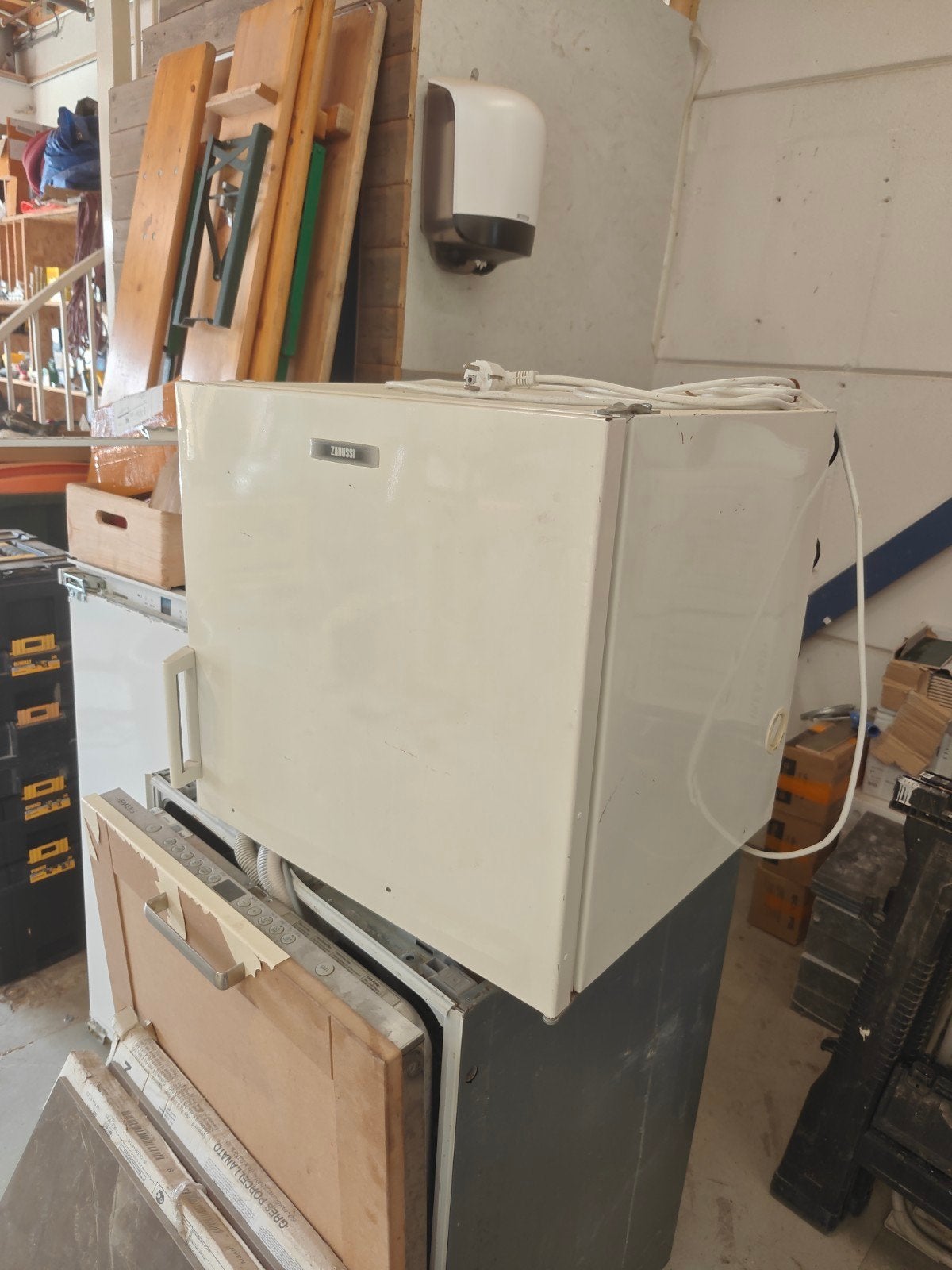 Zanussi vriezer klein tafelmodel, Ophalen, Gebruikt, Minder dan 60 cm, Minder dan 85 cm