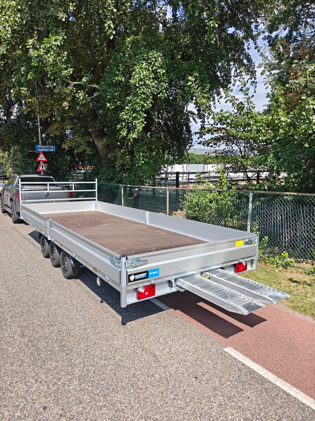 Demo Hapert plateau aanhanger 3500KG + rijplaten /steunpoten, Auto diversen, Ophalen of Verzenden, Zo goed als nieuw
