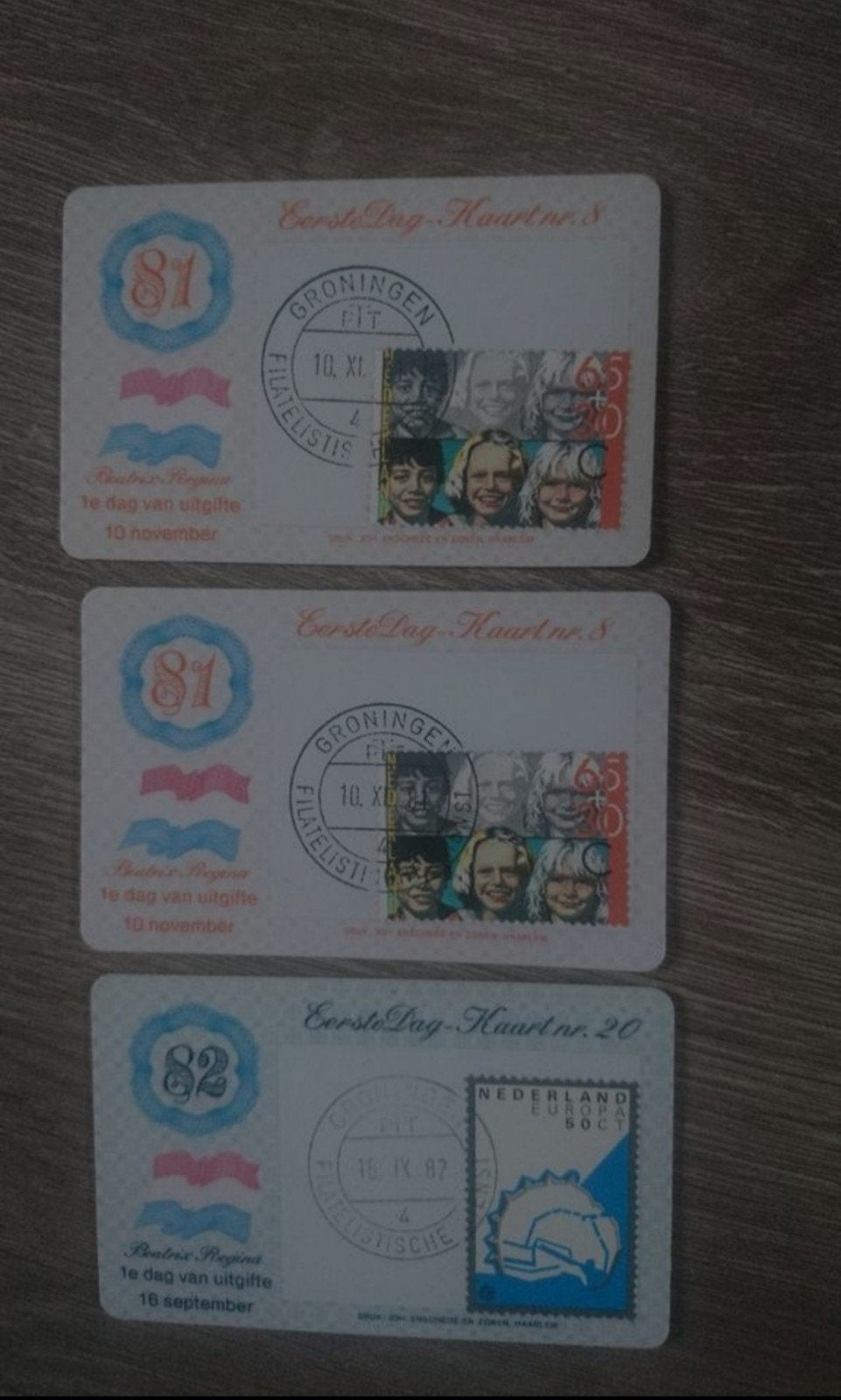 Collectie van drie Eerste Dag Kaarten uit Nederland., Postzegels en Munten, Postzegels | Eerstedagenveloppen, Ophalen of Verzenden