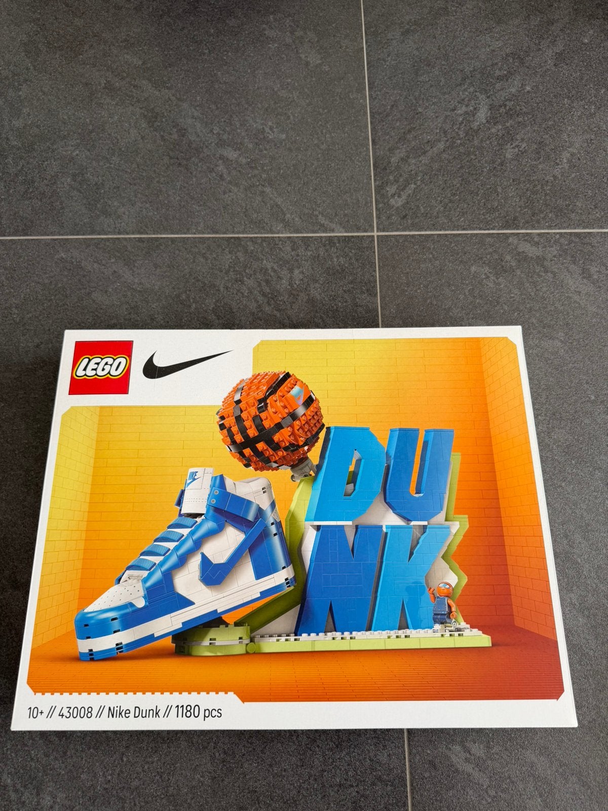 Lego 43008 Nike Dunk - SEALED, Kinderen en Baby's, Speelgoed | Duplo en Lego, Ophalen, Zo goed als nieuw