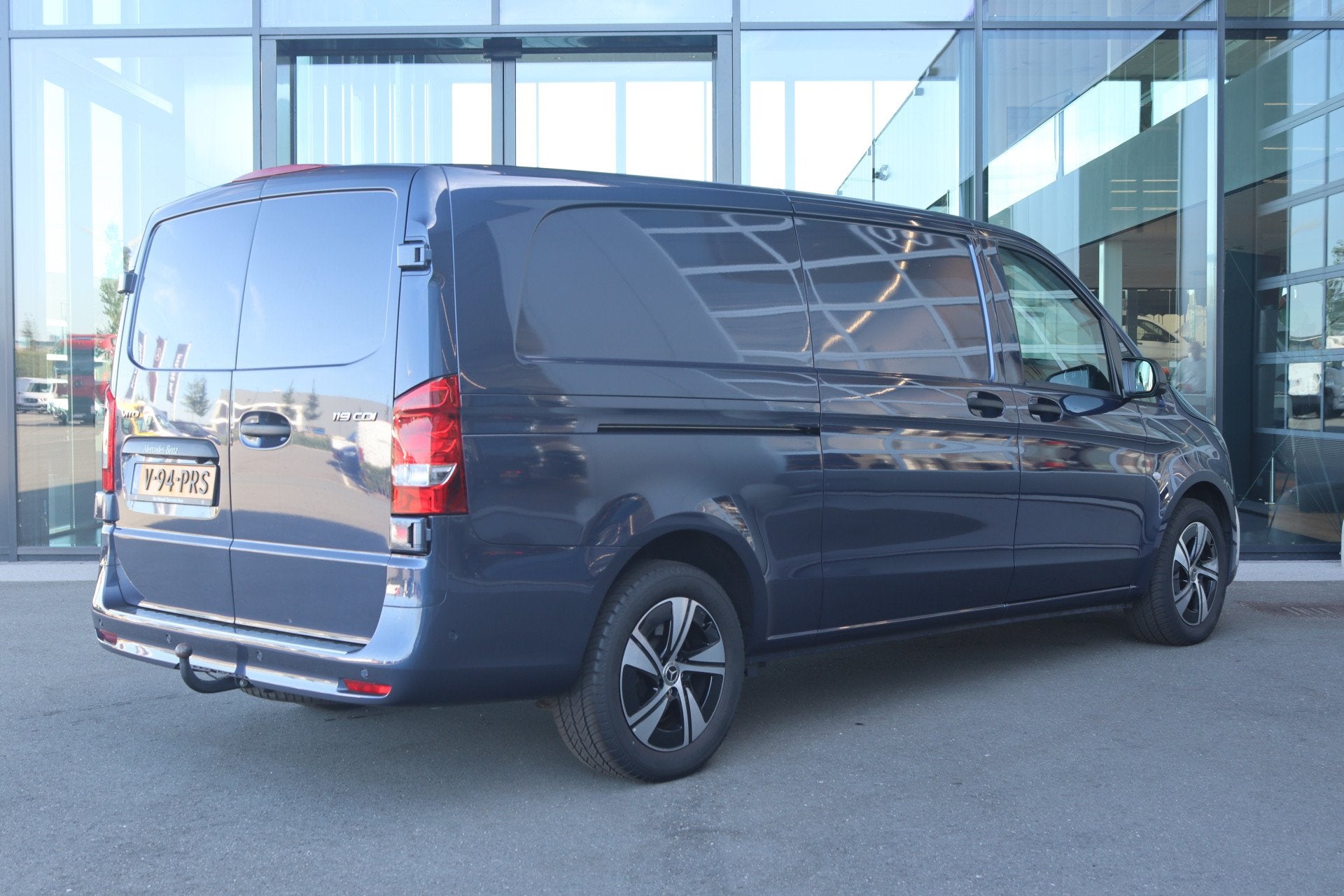Mercedes-Benz Vito 119 CDI Aut.L3 Pro |AIRCO/MBUX/CARPLAY/2X, Auto's, Bestelauto's, Automaat, Euro 6, Blauw, 2500 kg