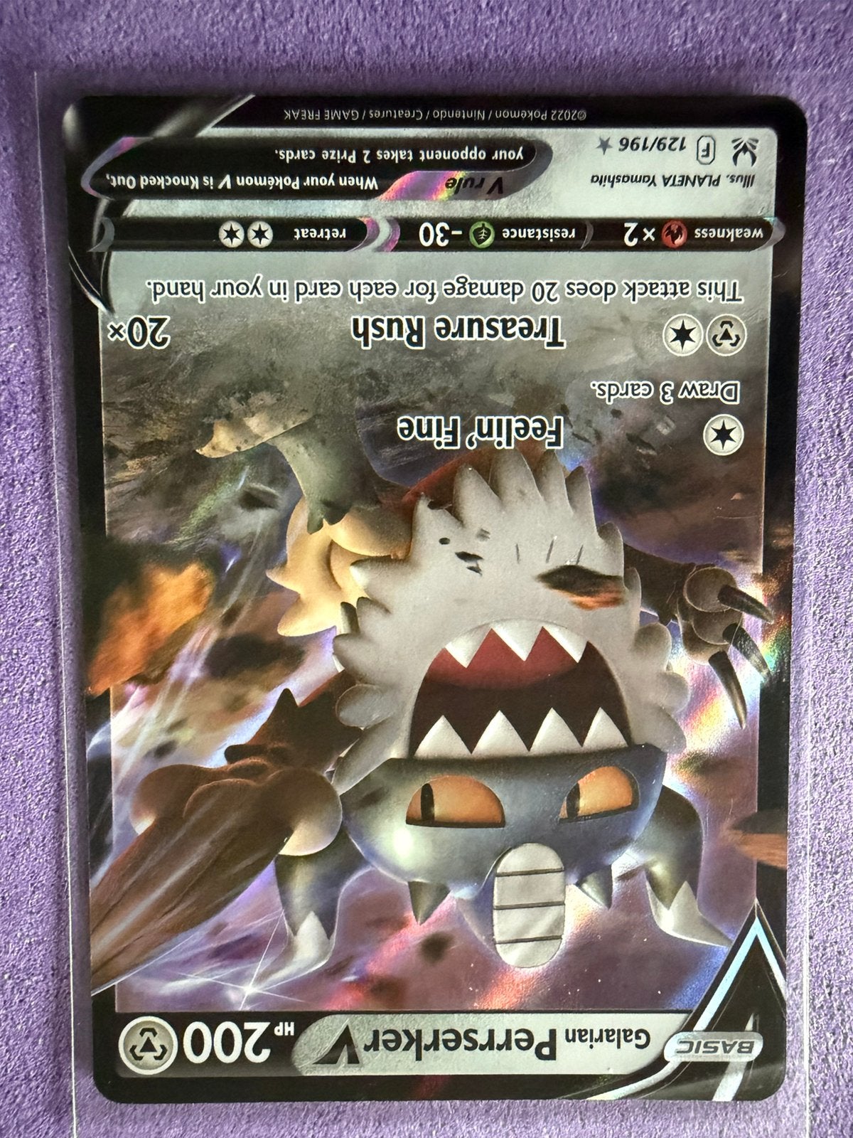 Pokémon TCG Galarian Perrserker V 129/196, Ophalen of Verzenden, Zo goed als nieuw, Losse kaart