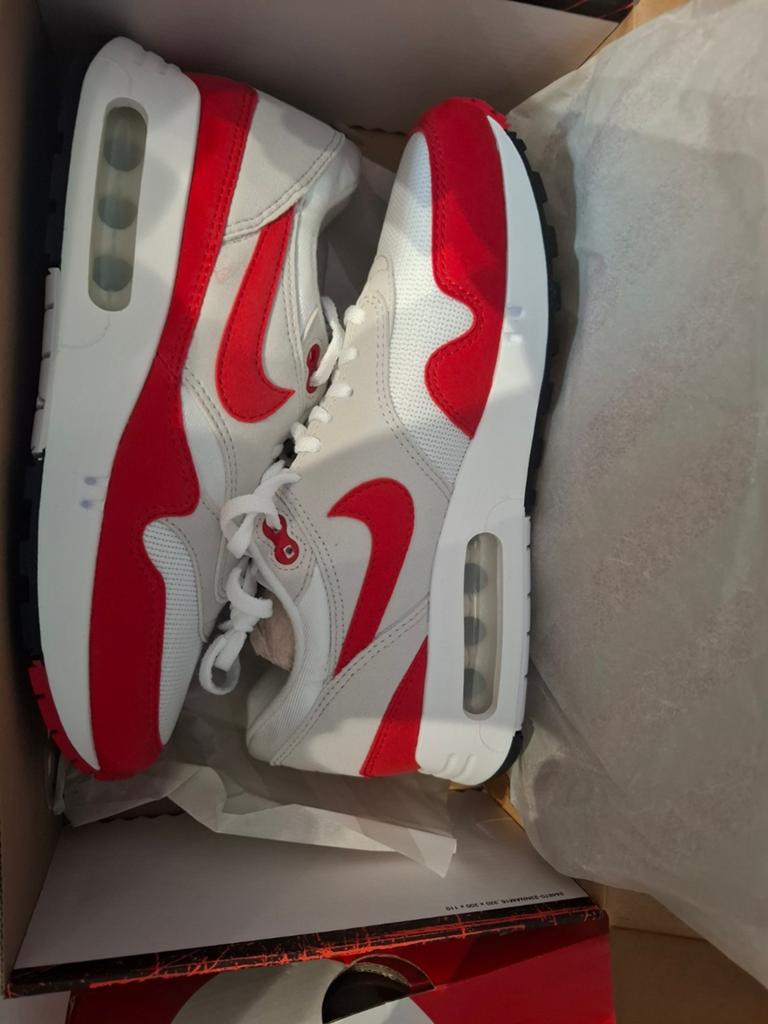 Air max 1 University red big bubble
Mt40, Ophalen of Verzenden, Nieuw, Overige kleuren