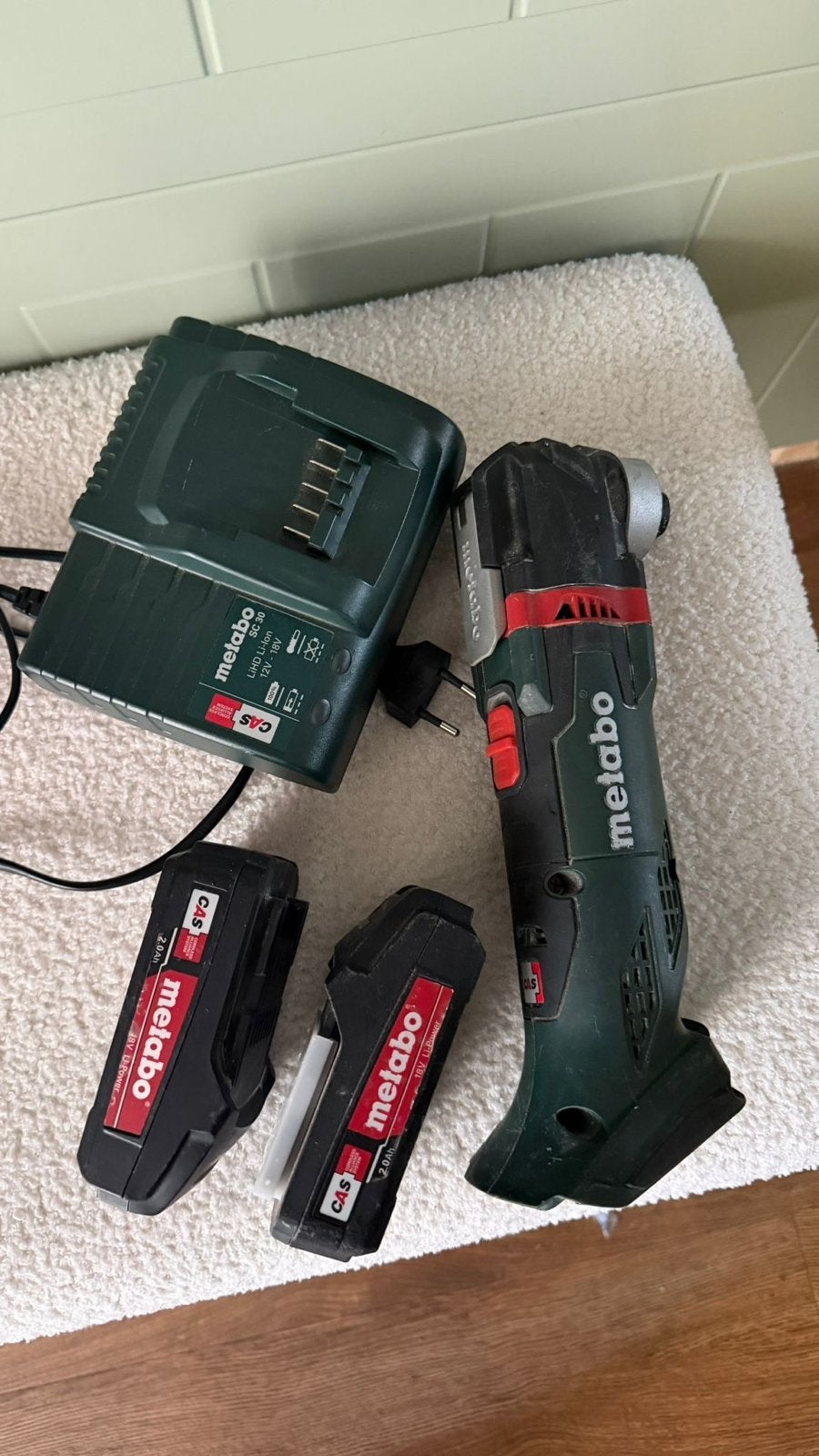 Metabo Multitool met 2 accu's en lader, Ophalen, Gebruikt