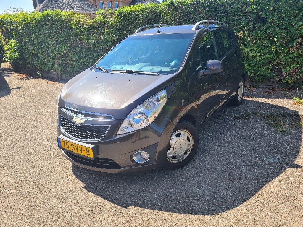 Chevrolet Spark 1.0 Bifuel Bruin | LPG | AC | 2e eigenaar, Auto's, Euro 5, Zwart, 4 cilinders, Bruin