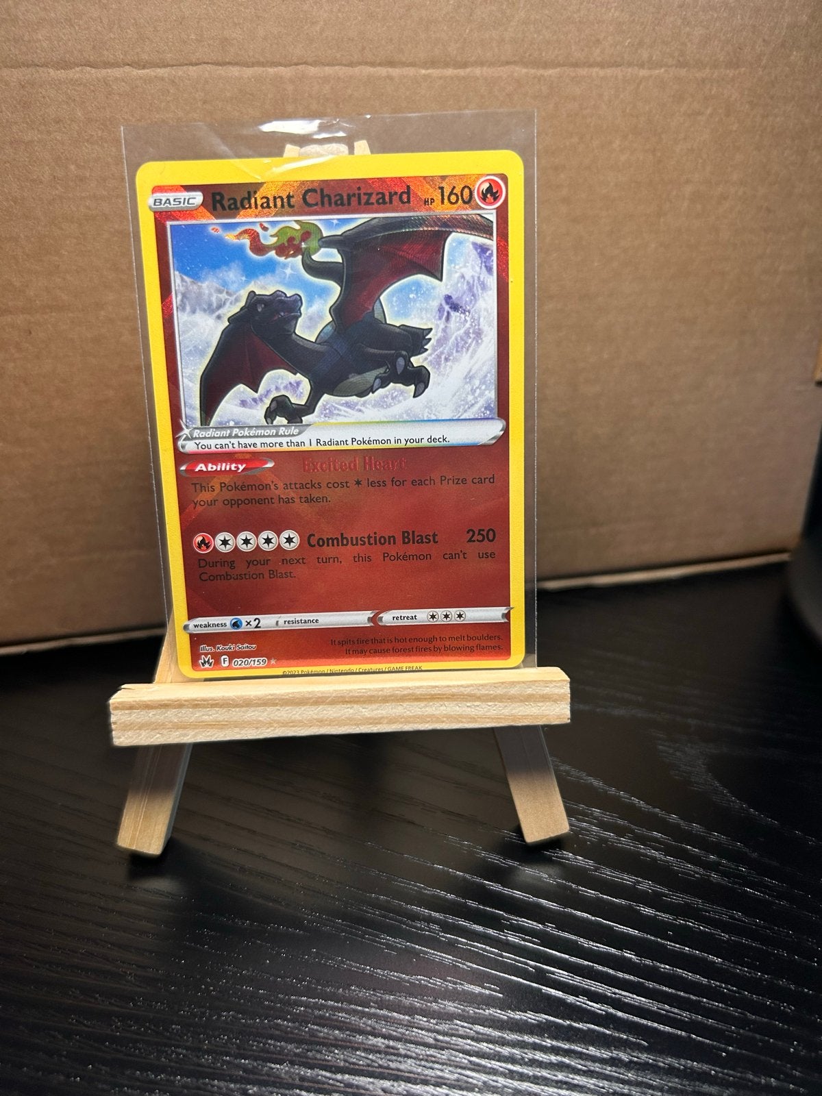 Radiant Charizard  reverse holo NM - Gewilde Pokémon kaart, Ophalen of Verzenden, Zo goed als nieuw, Losse kaart, Foil