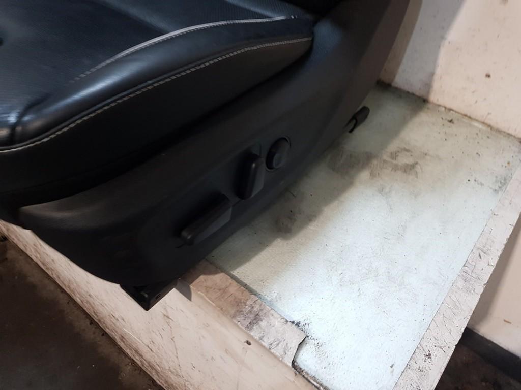Interieur Kia Niro I (DE) (2018-08/2022-08) 88910G5000, Auto-onderdelen, Info@kia.de, Kia Deutschland GmbH, Gebruikt, Theodor-Heuss-Allee 11, Frankfurt am Main 60486, , Duitsland
